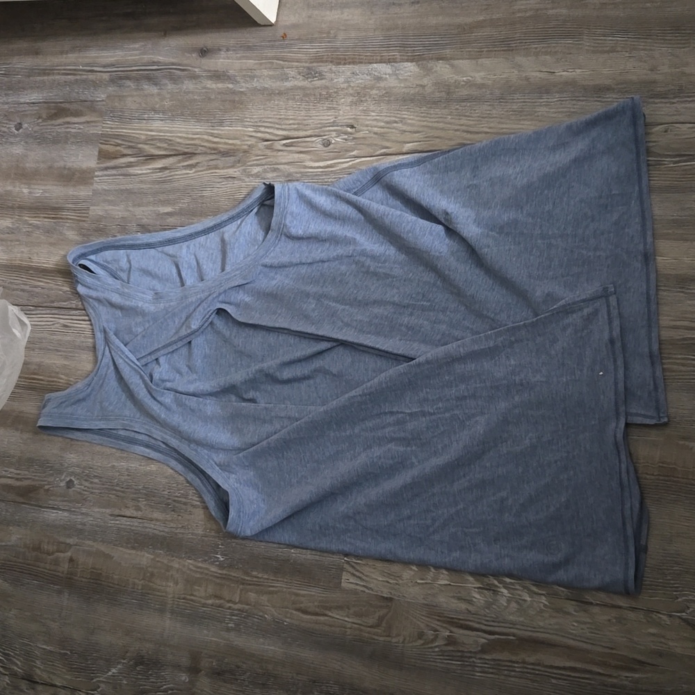 Lululemon - Picture 2 of 3